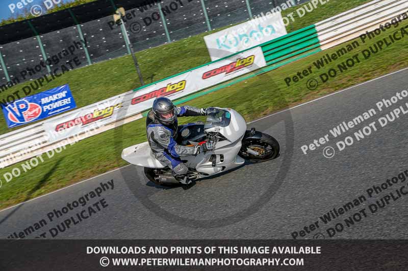 PJM Wedding Photography;enduro digital images;event digital images;eventdigitalimages;mallory park;mallory park photographs;mallory park trackday;mallory park trackday photographs;no limits trackdays;peter wileman photography;racing digital images;trackday digital images;trackday photos